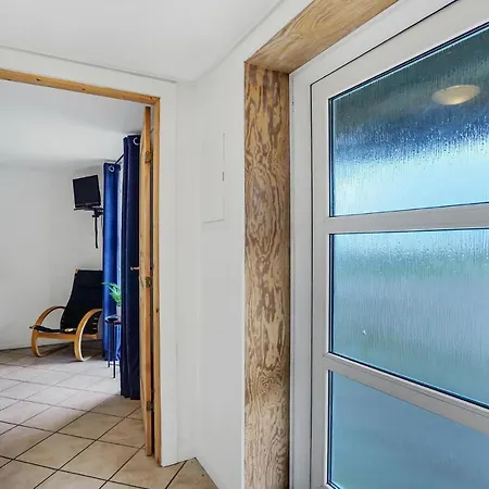 1 Bedroom Awesome In Højer