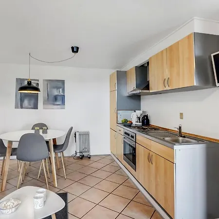 Apartamento 1 Bedroom Awesome In